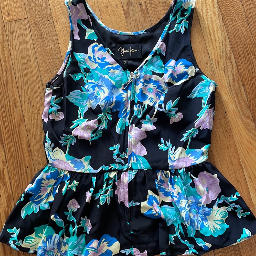 Perfect condition Yumi Kim blouse size small!